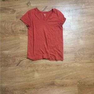 GAP Factory Women's Red Short Sleeve Tee
